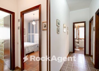 Corridoio - Appartamento via Suvereto, 257, Roma - foto 21