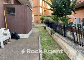 Cortile interno - Attico via Lacedonia, 37, Roma - foto 28