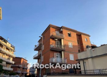 Facciata - Attico via Lacedonia, 37, Roma - foto 32