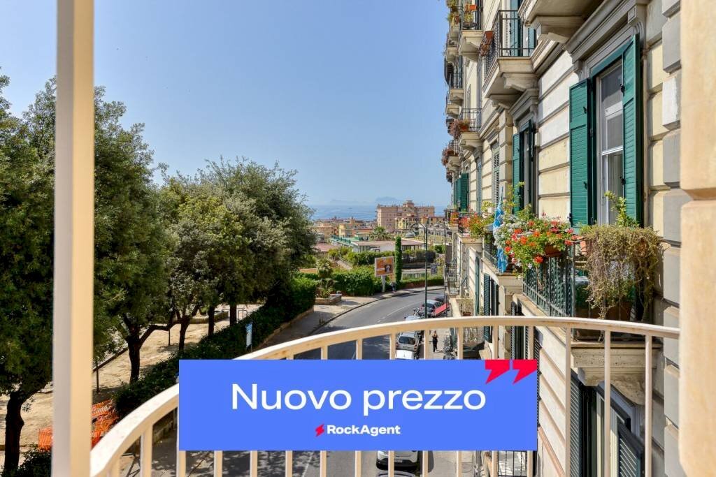 Balcone - Four-room apartment corso Vittorio Emanuele, Napoli (neighborhood Chiaia) - photo 2