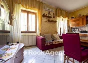 Cucina - Appartamento via Antonio Masciari, 7, Catanzaro - foto 4