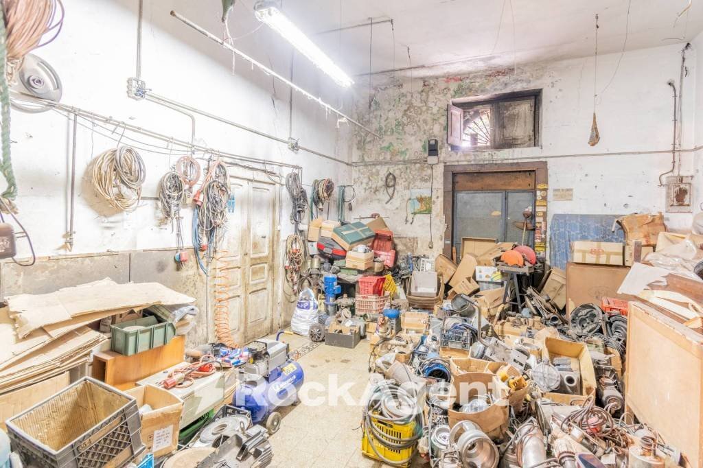 Magazzino - Shop corso V. Emanuele, 129, Angri - photo 3