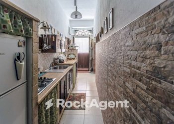 Cucina - Two-room apartment via Piave, 1, Marina di Gioiosa Ionica - photo 3