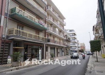 Zona - Magazzino via Spinazzola, 25, Gravina in Puglia - foto 15