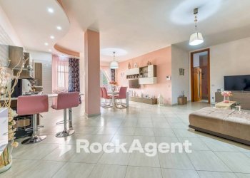 Salone - Four-room apartment via Pino Amato, 16, Casoria - photo 2