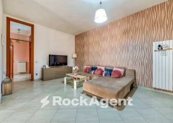 Salone - Four-room apartment via Pino Amato, 16, Casoria - photo 9