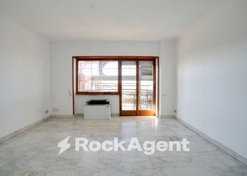 Cucina - Attico via di Torre Rossa, 35, Roma - foto 9
