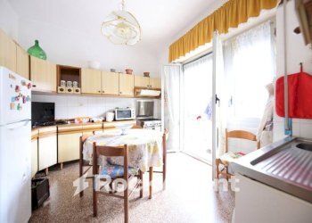 Cucina - Appartamento corso Luigi Andrea Martinetti, 113, Genova (zona Sampierdarena) - foto 12