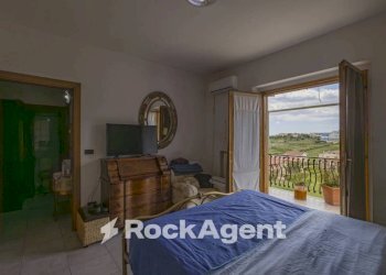 Camera da letto - Villa via dei Tulipani, 25, Soverato - photo 18