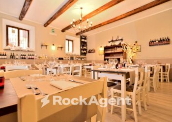Interno non residenziale - Ristorante via Giacomo Carissimi, 32, Marino - foto 1