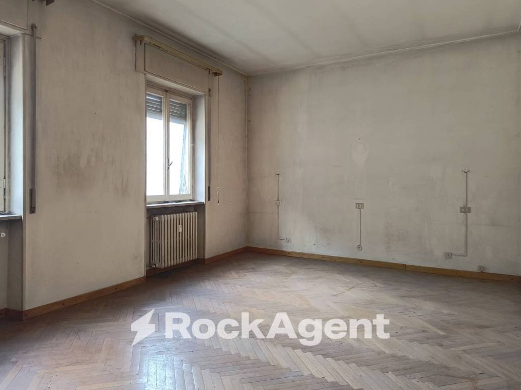 Camera da letto - Appartamento via Roma, 115, Coggiola - foto 3