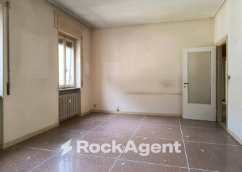 Camera da letto - Appartamento via Roma, 115, Coggiola - foto 9