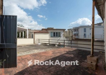 Terrazzo - Four-room apartment via Francesco Cilea, 26, Empoli - photo 1