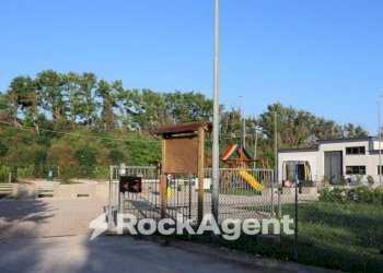 Zona - Attività Commerciale strada Nazionale Adriatica Sud, 108, Fano - foto 13