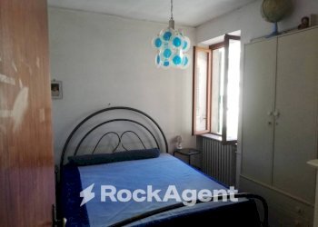Camera da letto - Quadrilocale via Risorgimento, 127, San Marcello Piteglio - foto 22