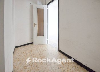 Ingresso - Negozio viale Stazione Centrale, Ovada - foto 37