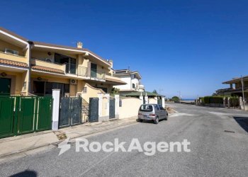 Zona - Villa a Schiera via Reggio Calabria, 20, Montauro - foto 2