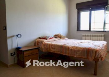 Camera da letto - Four-room apartment via Martiri di Nassirya, San Floro - photo 9