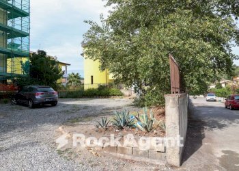 Posto macchina - Four-room apartment via Martiri di Nassirya, San Floro - photo 21
