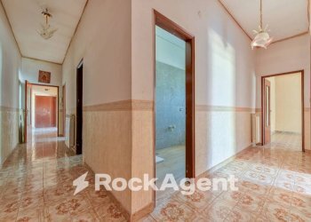 Corridoio - Appartamento via Sacerdote Giovanni Giuseppe Pirozzi, Villaricca - foto 13