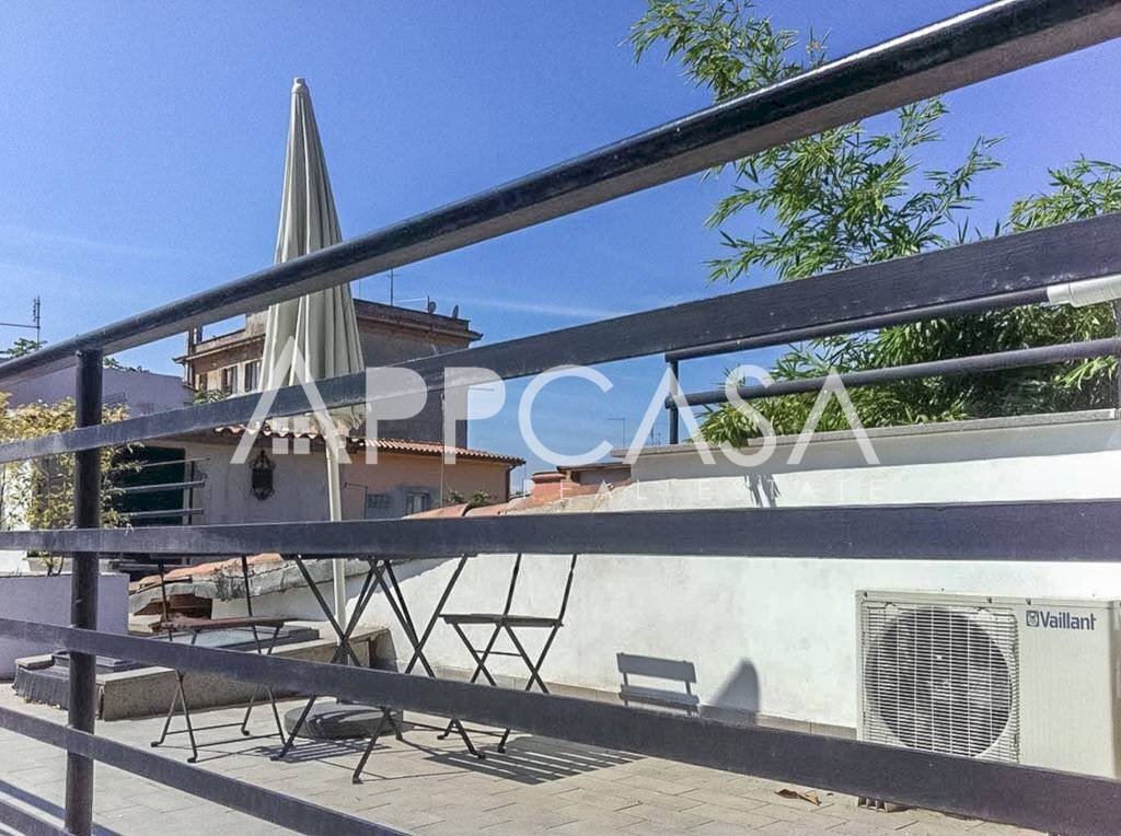 Facciata - Monolocale via Antonio Bertola, 13, Roma - foto 2