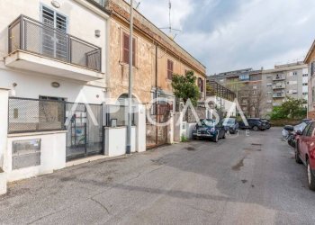 Zona - Monolocale via Antonio Bertola, 13, Roma - foto 21