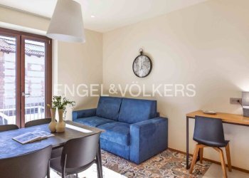 Salone - Monolocale via Vittorio Alfieri, Castiglione Falletto - foto 1