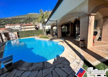 Foto 2 - Villa Via Ripa, Fondi - foto 2