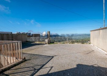 Terrazza - Semi-detached house VIA PORTA DEL VENTO
30, Caltagirone - photo 4
