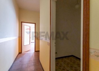 Hall / corridoio - Semi-detached house VIA PORTA DEL VENTO
30, Caltagirone - photo 5