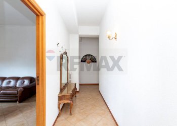 Hall / corridoio - Quadrilocale Via Canale Torto
 
217, Acireale - foto 3