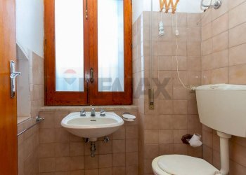 Bagno - Quadrilocale Via Canale Torto
 
217, Acireale - foto 22