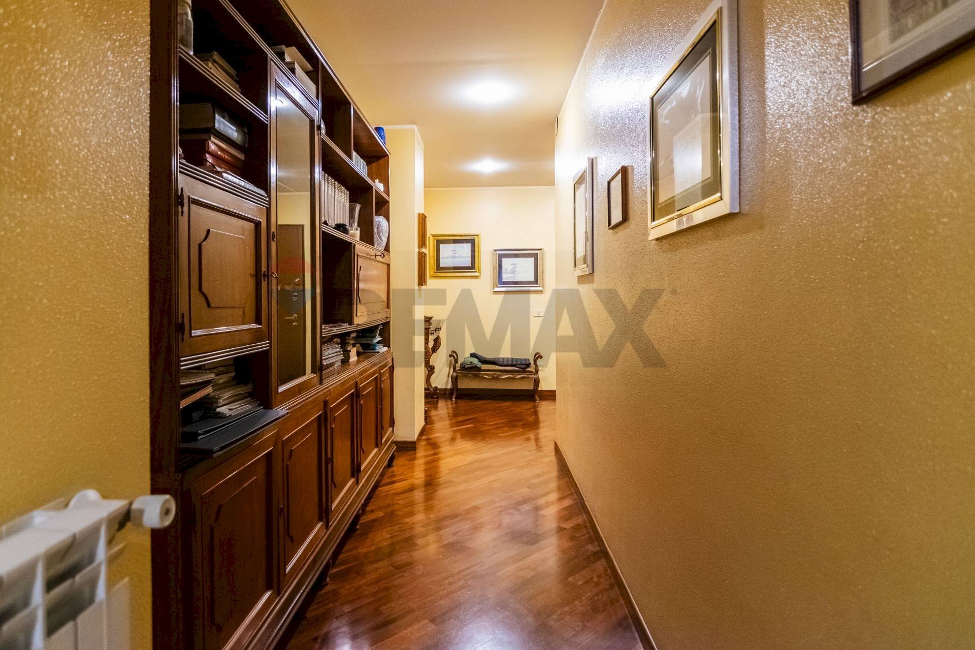 Hall / corridoio - Quadrilocale Via Gustavo Vagliasindi
 
38, Catania - foto 3