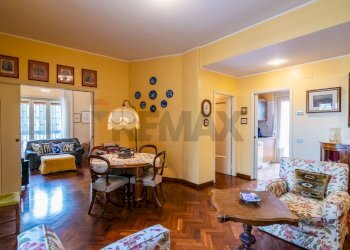 Sala da pranzo - Quadrilocale Via Gustavo Vagliasindi
 
38, Catania - foto 6