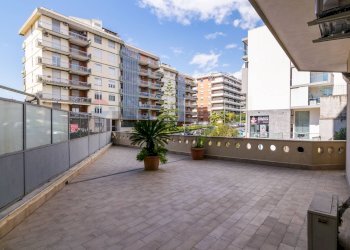 Edificio all\'aperto - Quadrilocale Via Gustavo Vagliasindi
 
38, Catania - foto 21