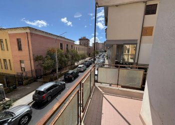 Balcone - Quadrilocale Via San Domenico Savio
 
15, Caltagirone - foto 2