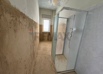 Bagno - Quadrilocale Via San Domenico Savio
 
15, Caltagirone - foto 5