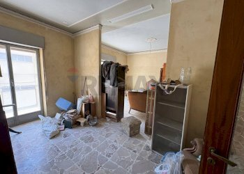 Soggiorno - Quadrilocale Via San Domenico Savio
 
15, Caltagirone - foto 11