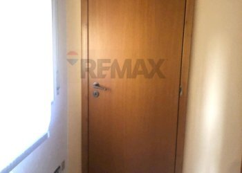 Hall / corridoio - Quadrilocale VIA NINO BIXIO
 
1, Caltagirone - foto 8