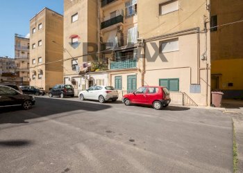 Edificio all\'aperto - Quadrilocale VIA NINO BIXIO
 
1, Caltagirone - foto 25