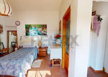 Camera / camera da letto - Casa indipendente via gramsci
 
87, Viareggio - foto 17