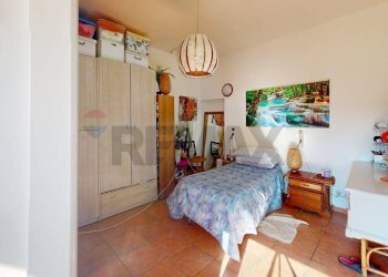 Camera / camera da letto - Casa indipendente via gramsci
 
87, Viareggio - foto 33