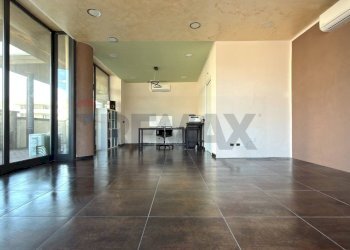 Stanza vuota - Commercial Premises via monte cavallo
6/A, Viareggio - photo 5
