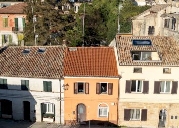 Casa all\'aperto - Independent house via Enrico Iacomini
 
37, Camerano - photo 3