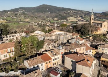 Vista delle montagne - Independent house via Enrico Iacomini
 
37, Camerano - photo 5