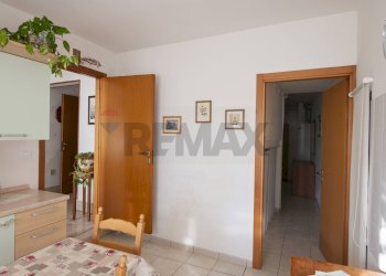 Sala da pranzo - Independent house via Enrico Iacomini
 
37, Camerano - photo 24