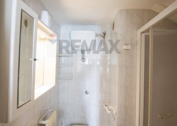 Bagno - Independent house via Enrico Iacomini
 
37, Camerano - photo 29