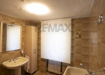 Bagno - Independent house via Enrico Iacomini
 
37, Camerano - photo 43