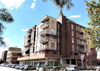 Edificio all\'aperto - Box VIA SAN ROCCO
 
30, Monza - photo 7