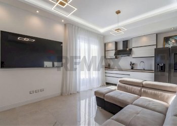 Soggiorno - Four-room apartment VIA LOMBARDIA SANTA MARGHERITA DI LISSONE
 
71, Lissone - photo 4